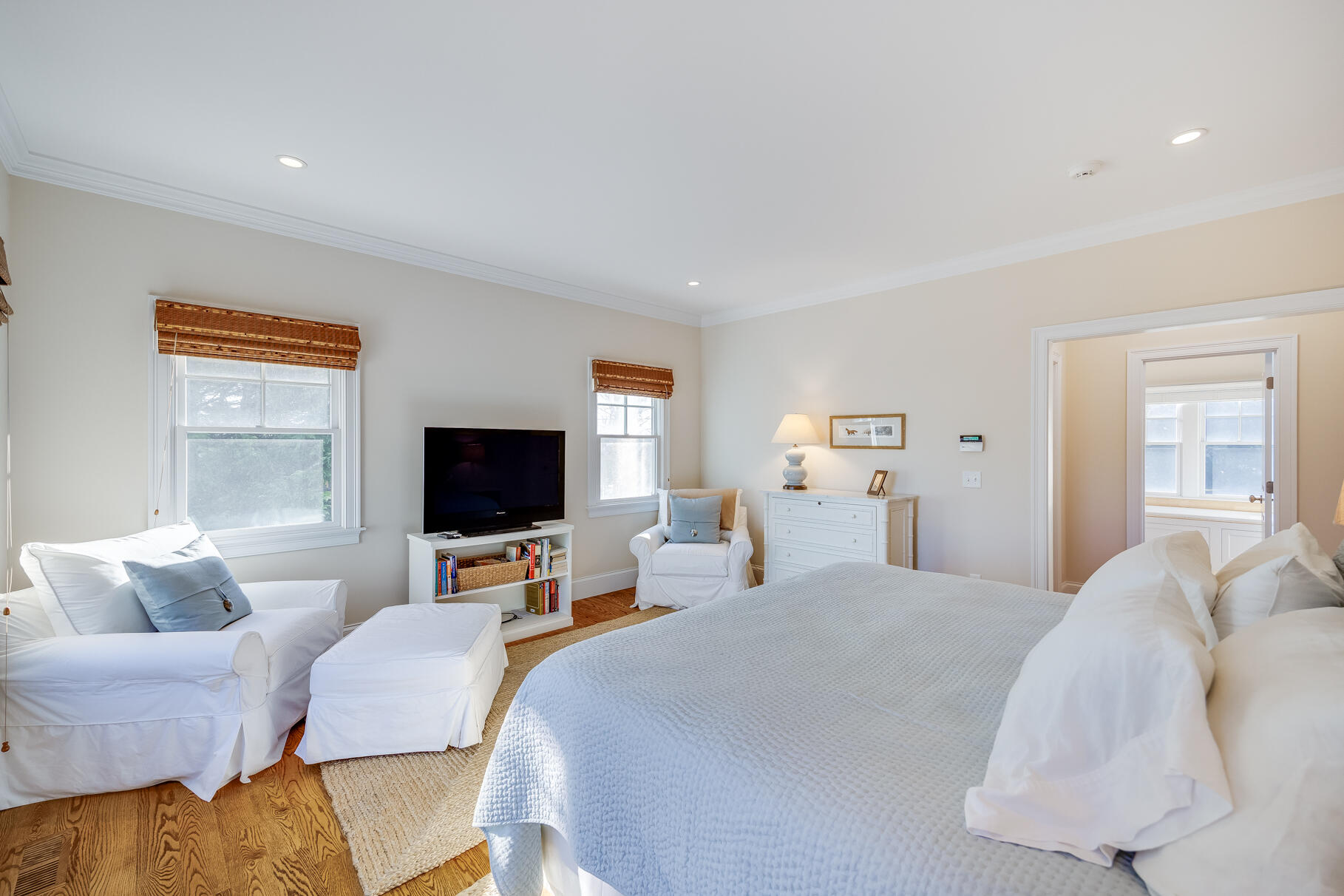 335 Stage Island Road Chatham, MA 02633 - Photo 39 of 71 First Floor Primary Suite