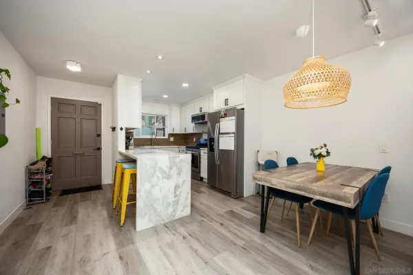 $465,000 | 810 East Washington Avenue, Unit E, Escondido, CA 92025