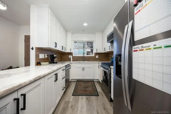 $465,000 | 810 East Washington Avenue, Unit E, Escondido, CA 92025