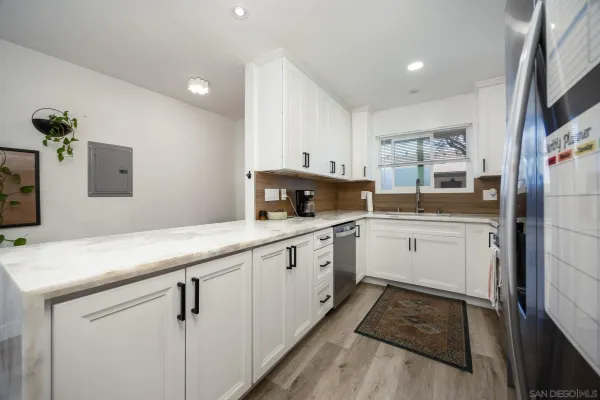 $465,000 | 810 East Washington Avenue, Unit E, Escondido, CA 92025