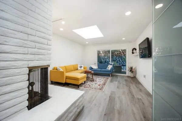 $465,000 | 810 East Washington Avenue, Unit E, Escondido, CA 92025