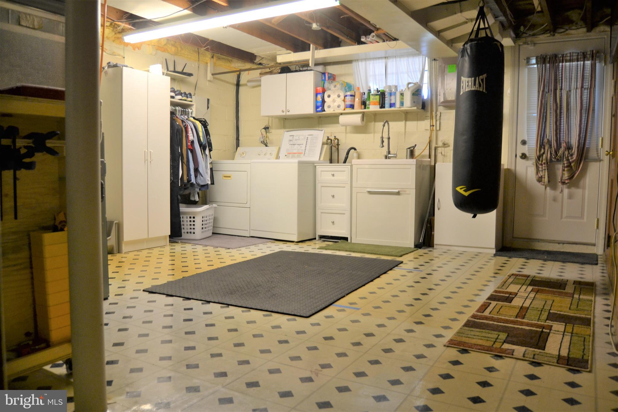 6133 Northdale Road Baltimore, MD 21228 - Photo 18 of 38 Huge bonus space