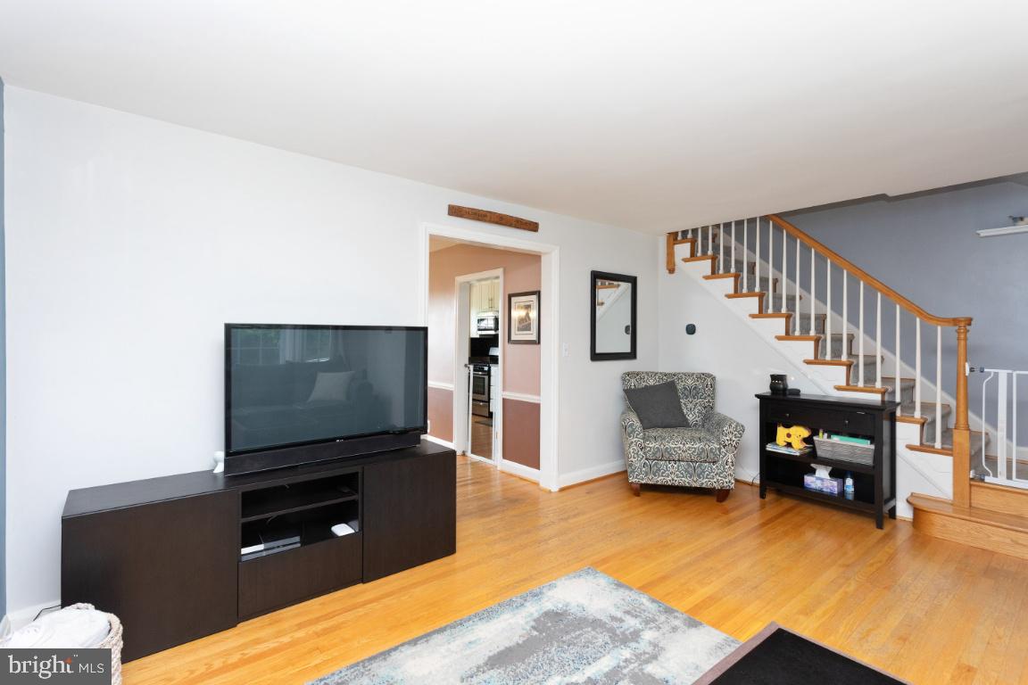 6133 Northdale Road Baltimore, MD 21228 - Photo 22 of 38 Back to main level
