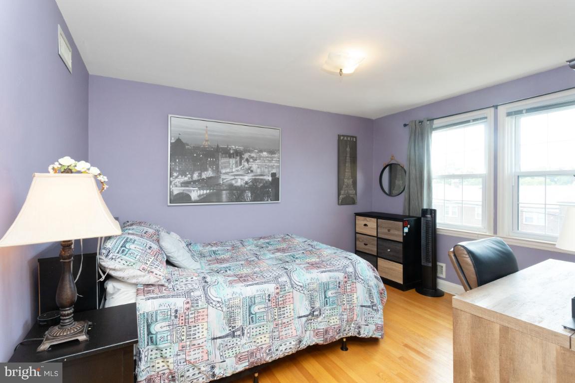 6133 Northdale Road Baltimore, MD 21228 - Photo 28 of 38 2nd bedroom