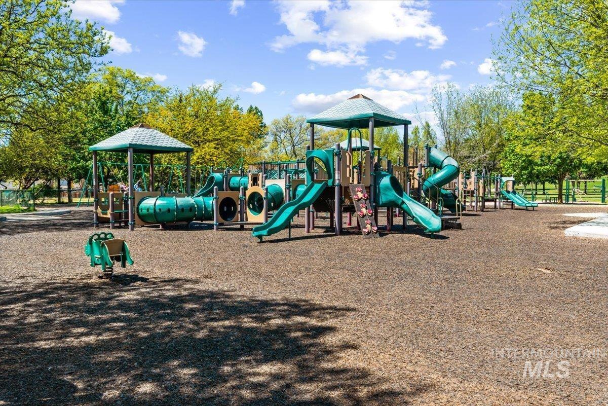 1419 Camel Back Lane, Unit B103 Boise, ID 83702 - Photo 39 of 45