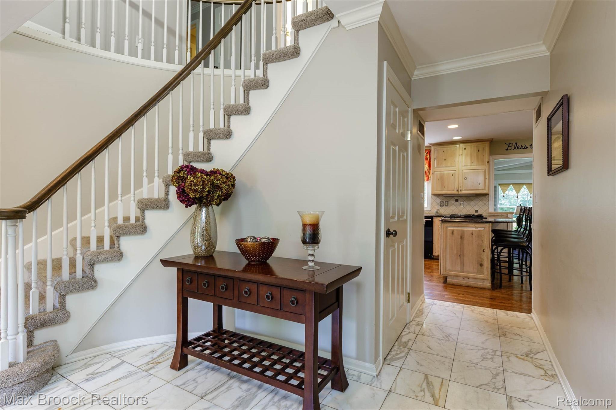 507 Overbrook Road Bloomfield Hills, MI 48302 - Photo 9 of 34 507 Overbrook Rd-24.jpg