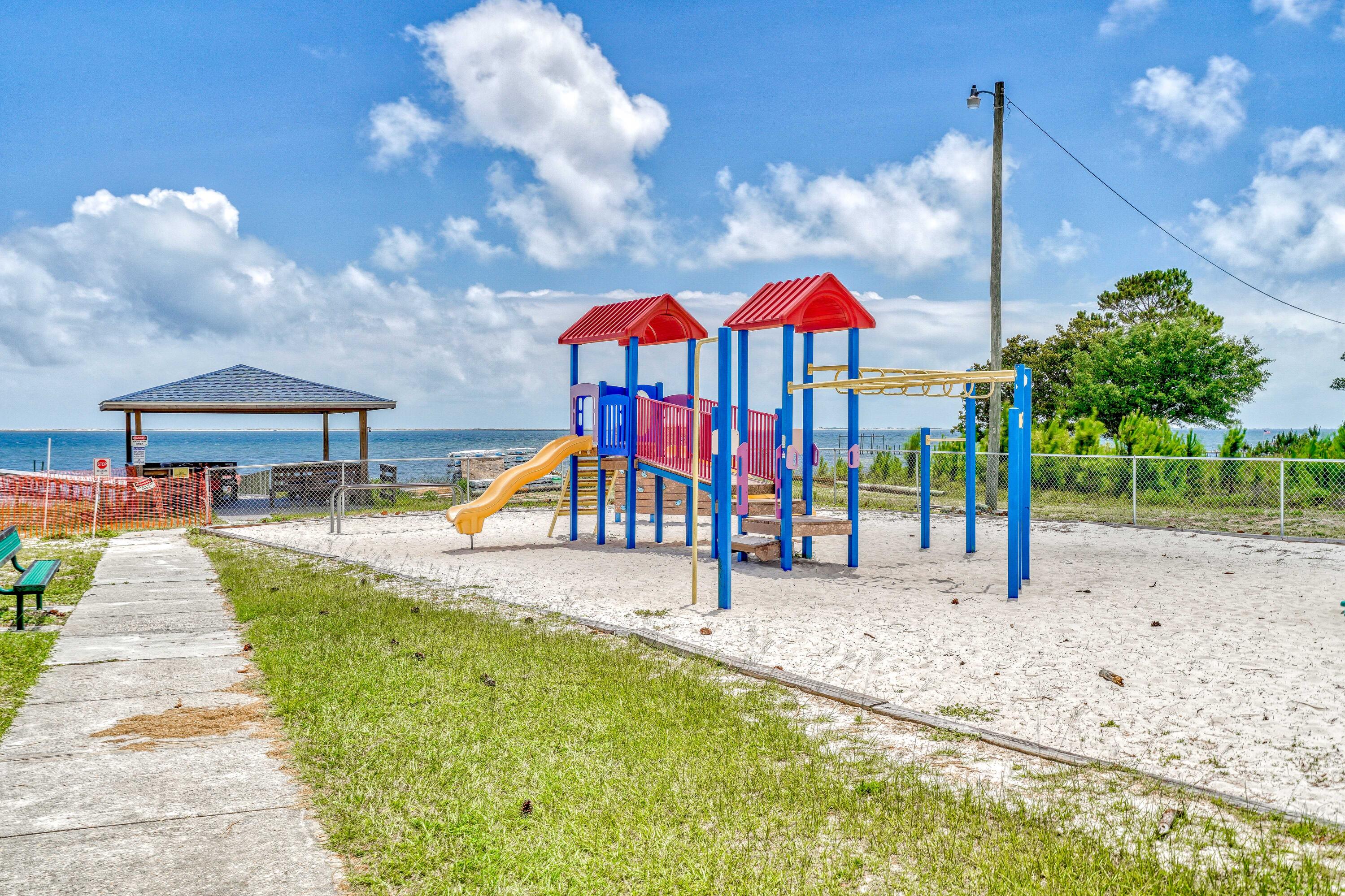 2864 P.G.A Boulevard Navarre, FL 32566 - Photo 44 of 52 a view of a volley ball court
