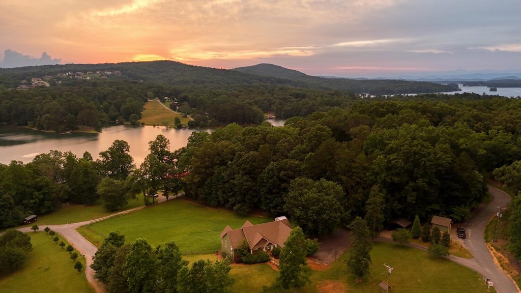 583 Fleenor Road Blairsville, GA 30512 - Photo 13 of 104