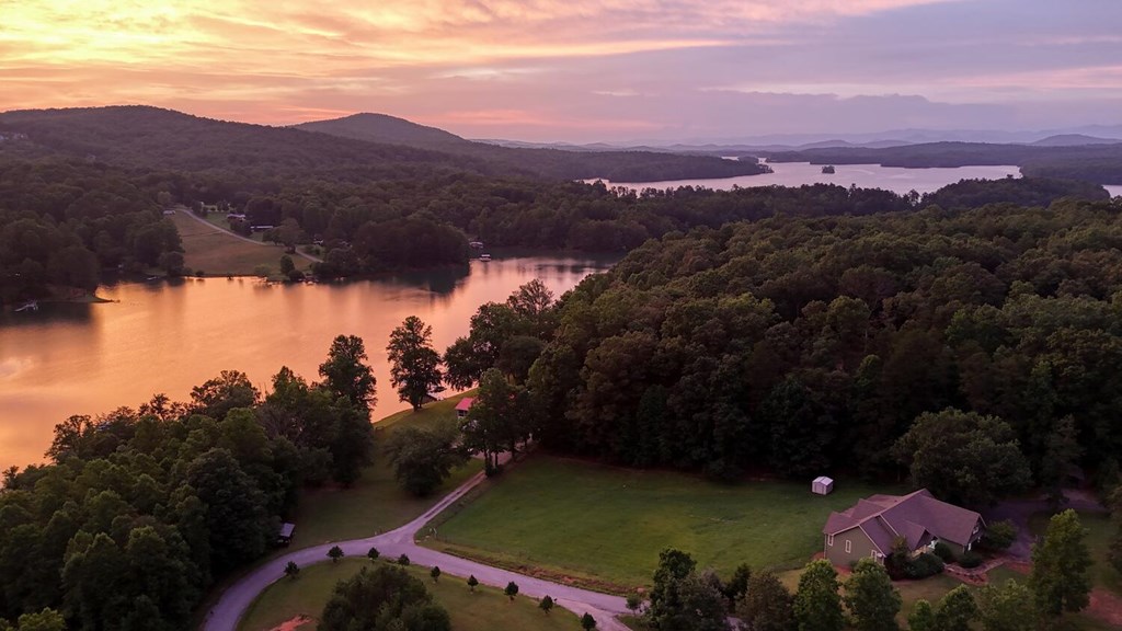 583 Fleenor Road Blairsville, GA 30512 - Photo 7 of 104