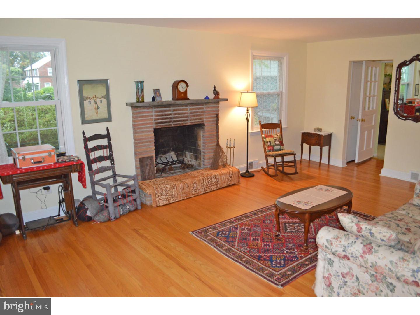 222 Ridgewood Road Media, PA 19063 - Photo 2 of 21 Living Room
