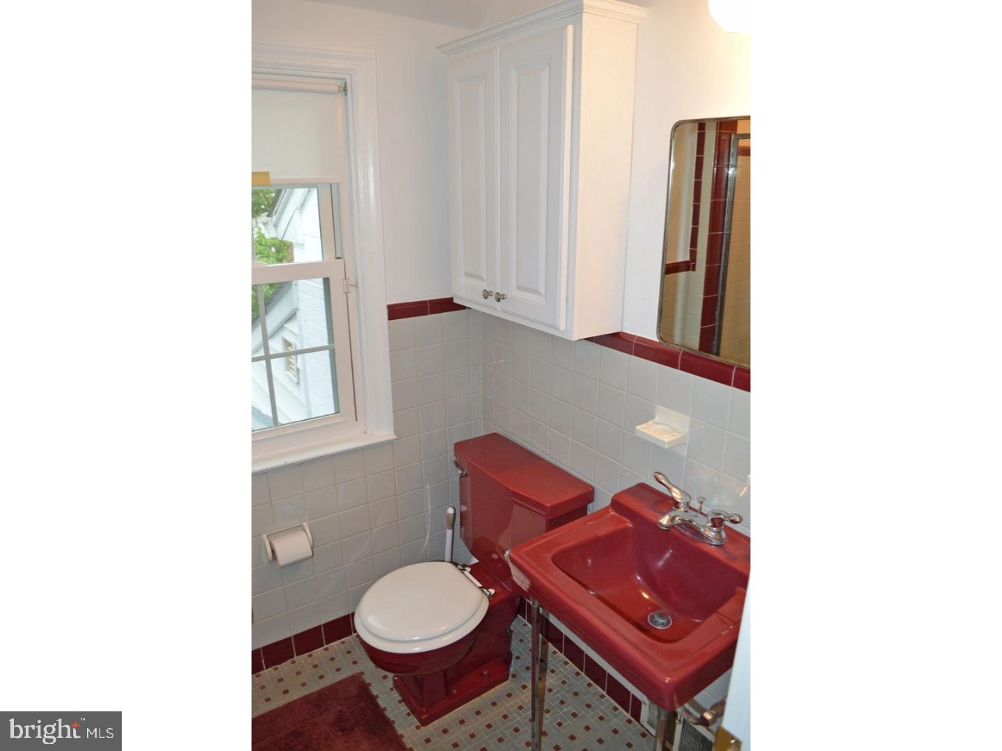 222 Ridgewood Road Media, PA 19063 - Photo 11 of 21 Master Bathroom