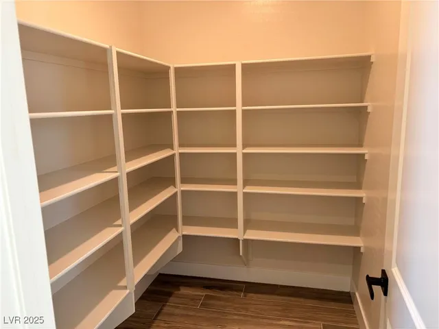 $865,950 | 8836 Spencer Garrett Street, Las Vegas, NV 89113