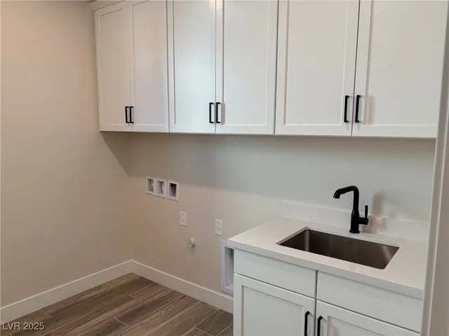 $865,950 | 8836 Spencer Garrett Street, Las Vegas, NV 89113