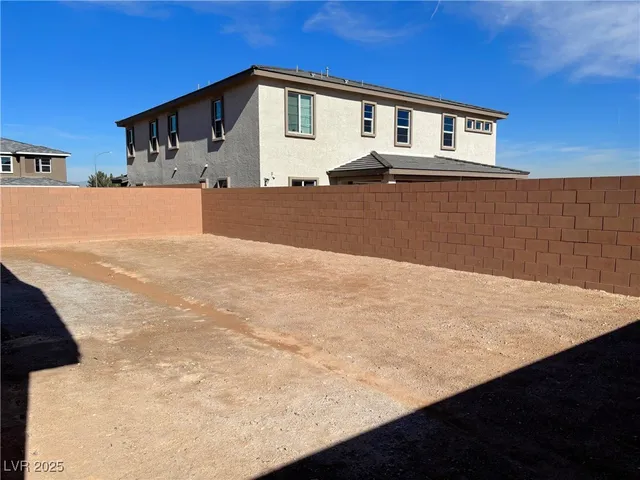 $865,950 | 8836 Spencer Garrett Street, Las Vegas, NV 89113