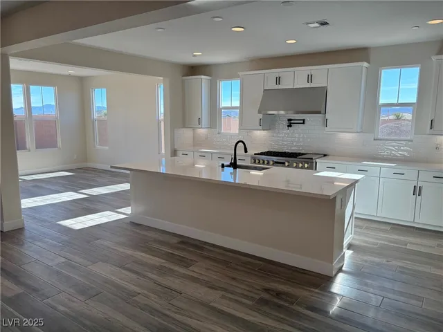 $865,950 | 8836 Spencer Garrett Street, Las Vegas, NV 89113