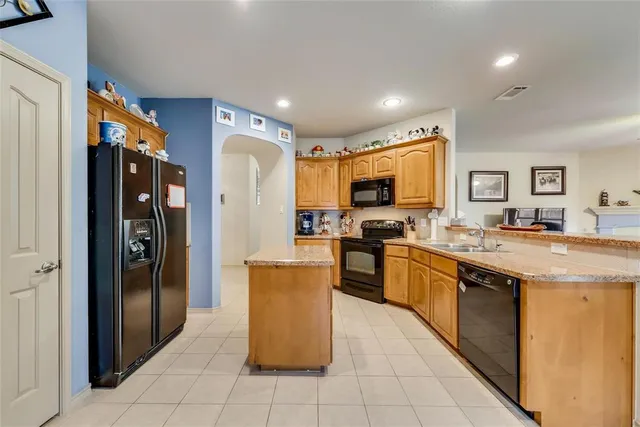 $2,200 | 10928 Hawks Landing Road, Fort Worth, TX 76052