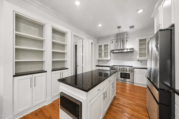 $4,950 | 5136 Chevy Chase Drive, Houston, TX 77056