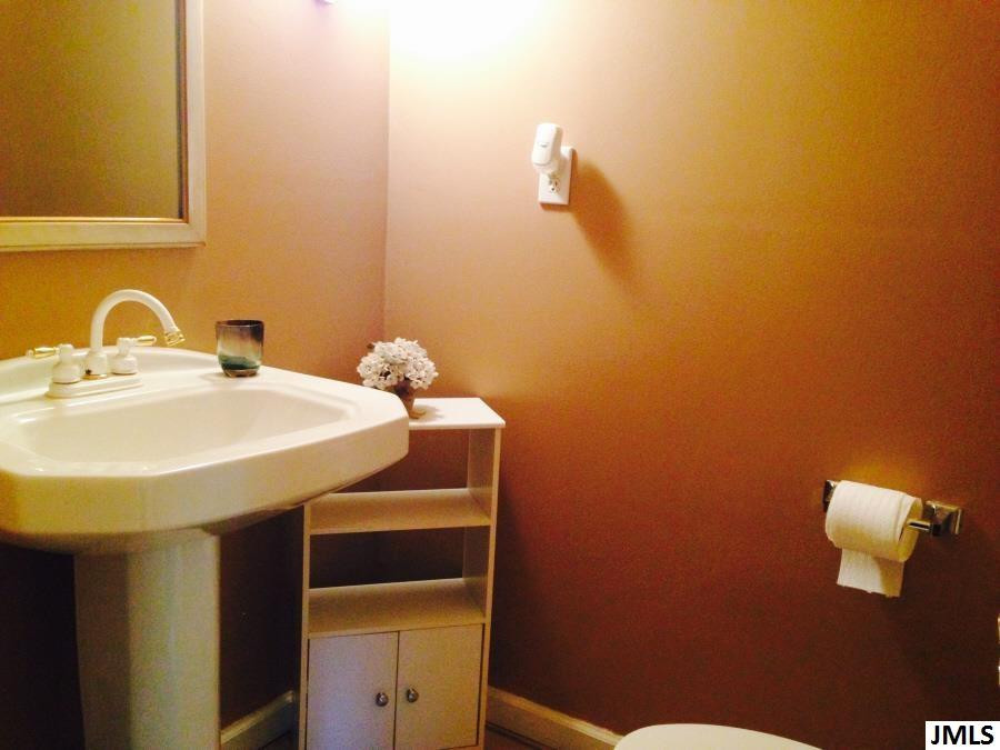 3385 Pine Ridge Drive Jackson, MI 49201 - Photo 31 of 36 Photo 31