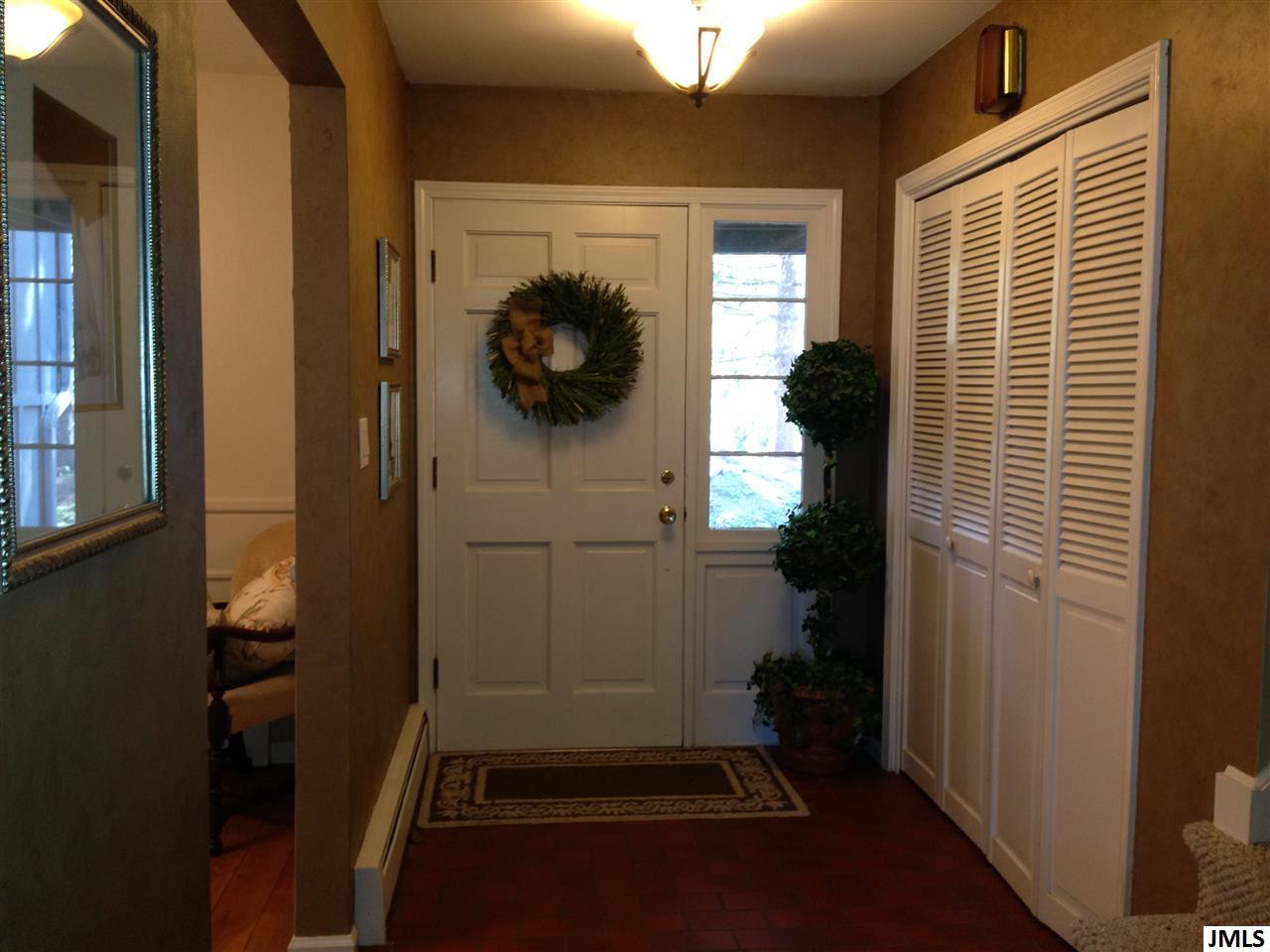 3385 Pine Ridge Drive Jackson, MI 49201 - Photo 7 of 36 Photo 7