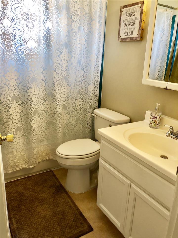 202 South Long Road Greenacres, WA 99016 - Photo 6 of 12 Gallery Image 6