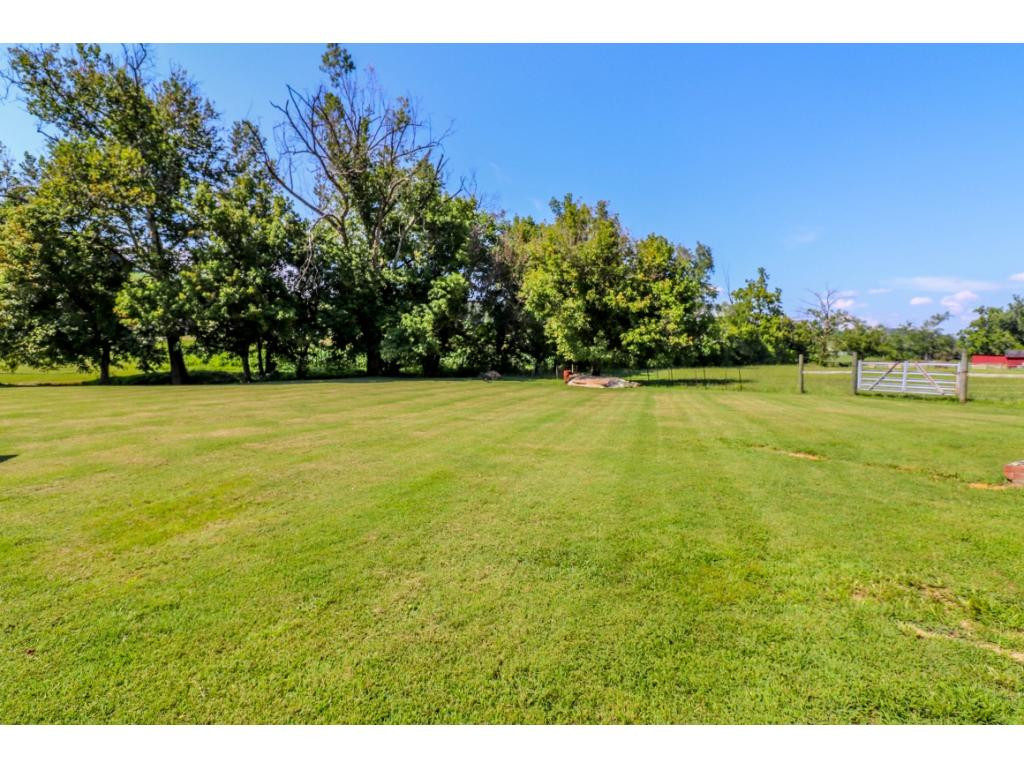 944 Weaver Branch Road Bluff City, TN 37618 - Photo 28 of 30 Photo 28