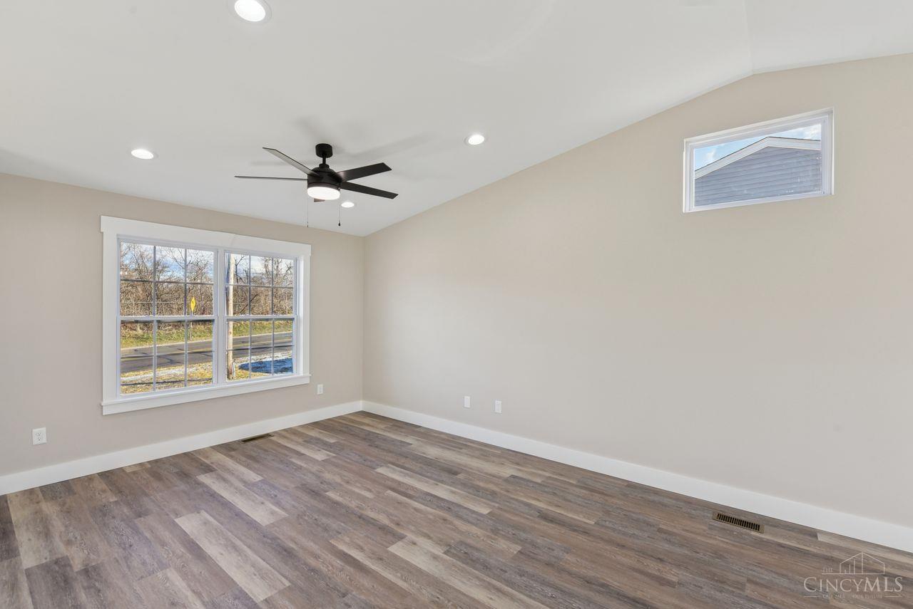 1123 Compton Road Cincinnati, OH 45231 - Photo 4 of 43 Gallery Image 4
