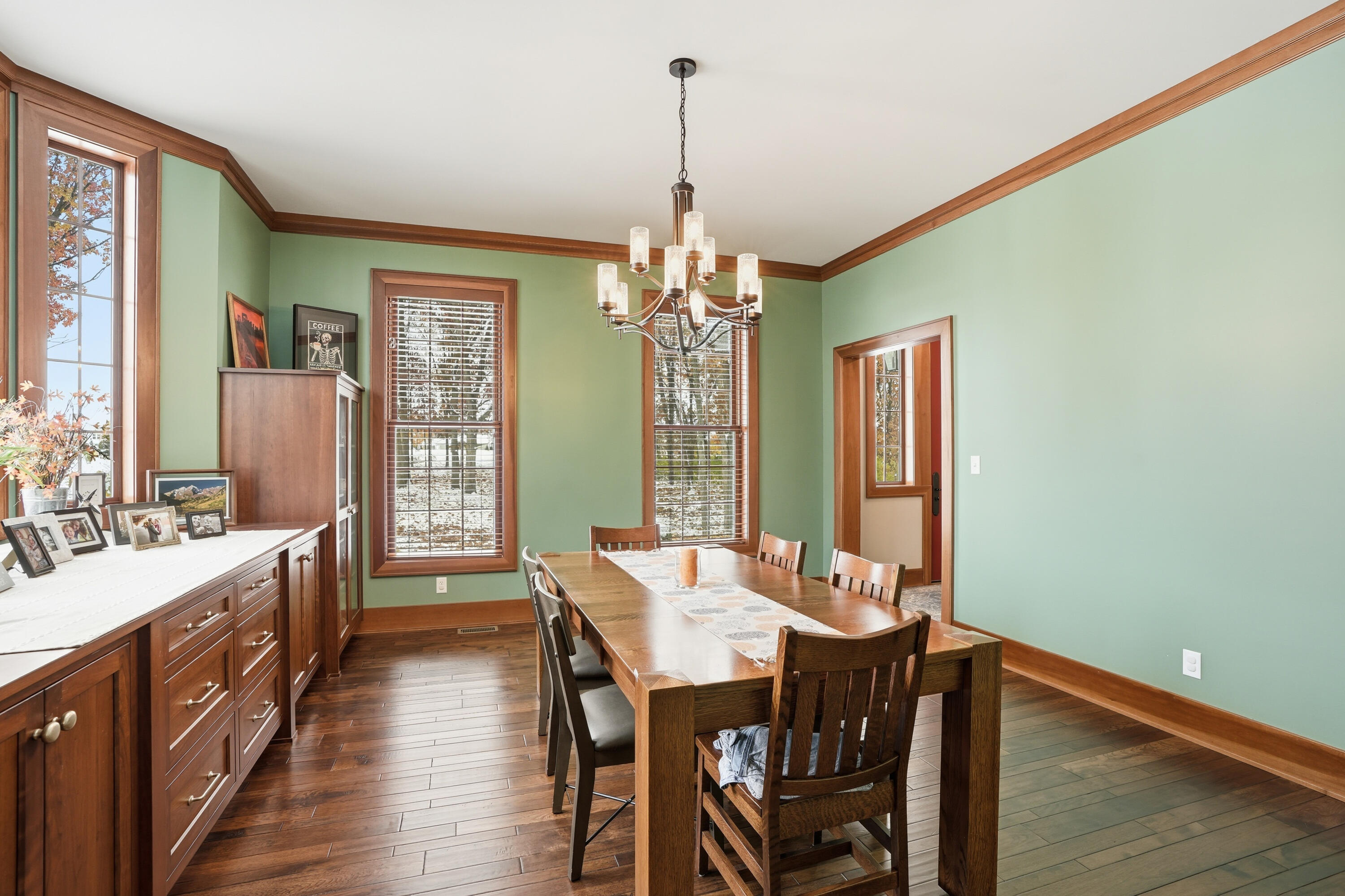 804 Shannon Drive Crown Point, IN 46307 - Photo 16 of 79 3000x1999