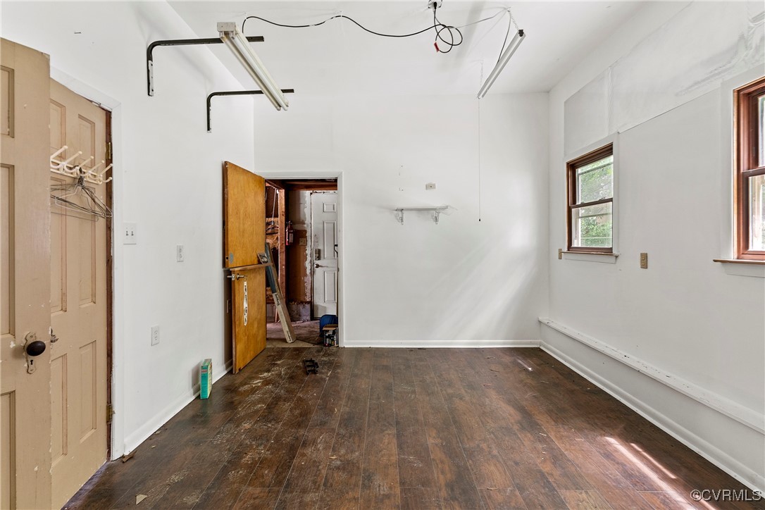 3125 Nahant Road Midlothian, VA 23112 - Photo 36 of 36 a view of a room with wooden floor and window