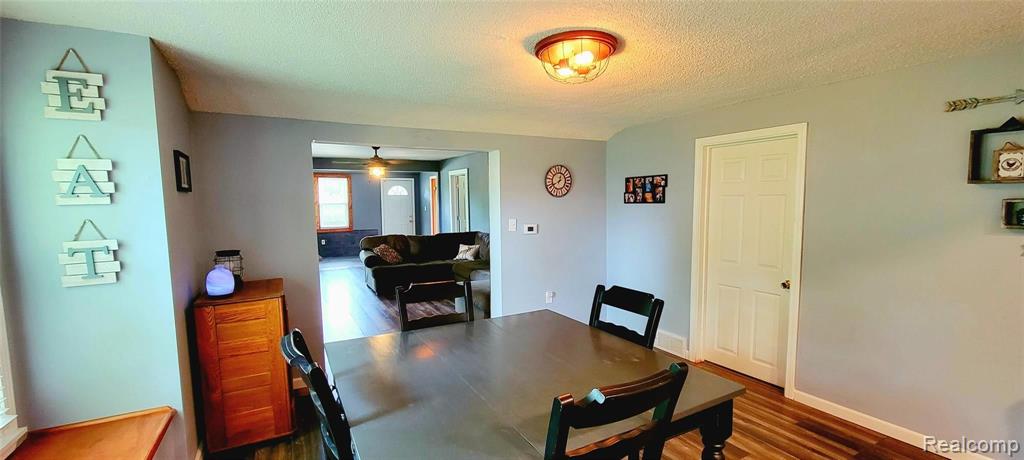 3004 Vreeland Road Trenton, MI 48183 - Photo 16 of 41