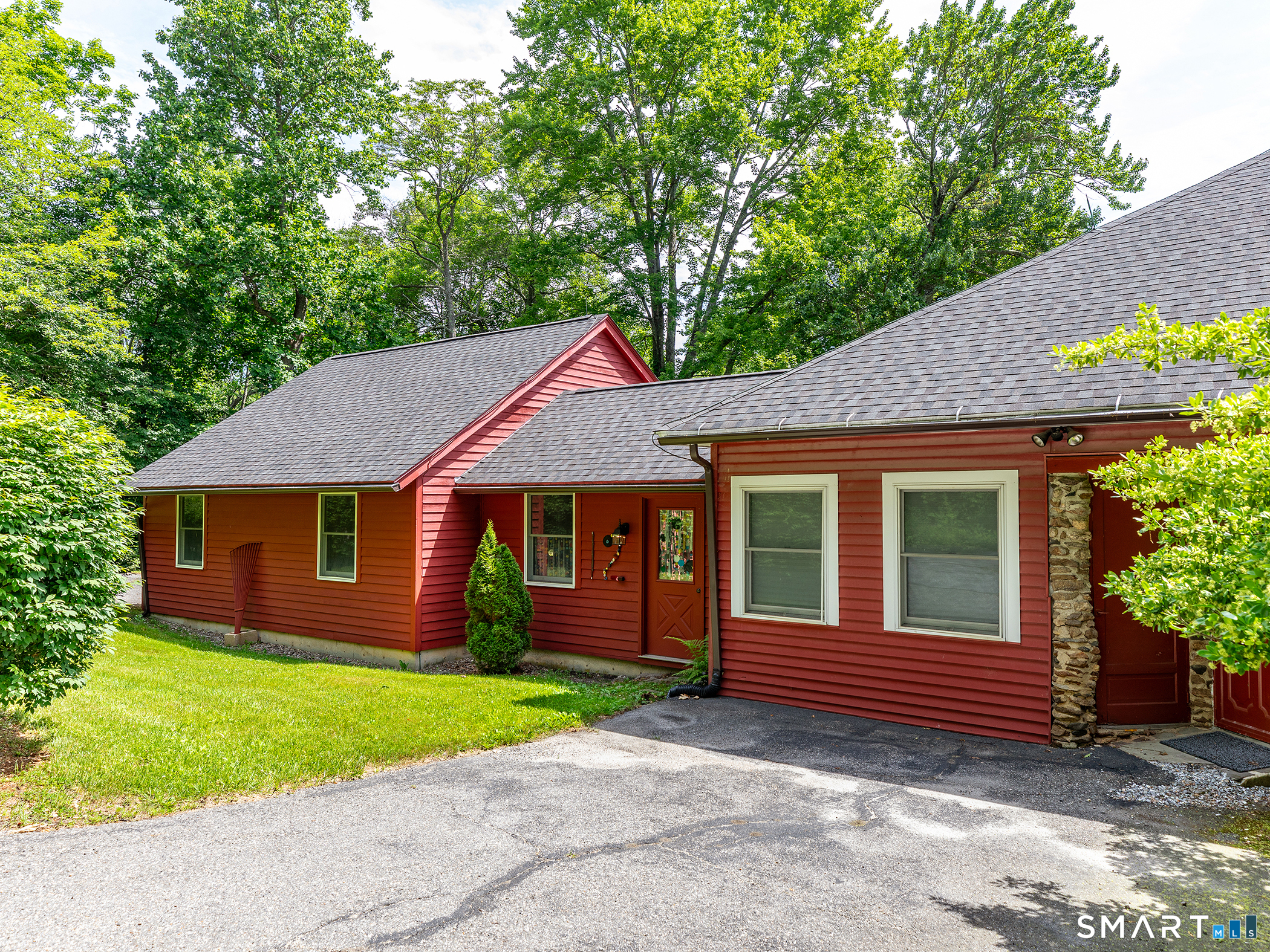 12 Old Forge Hollow Road Litchfield, CT 06750 - Photo 4 of 36