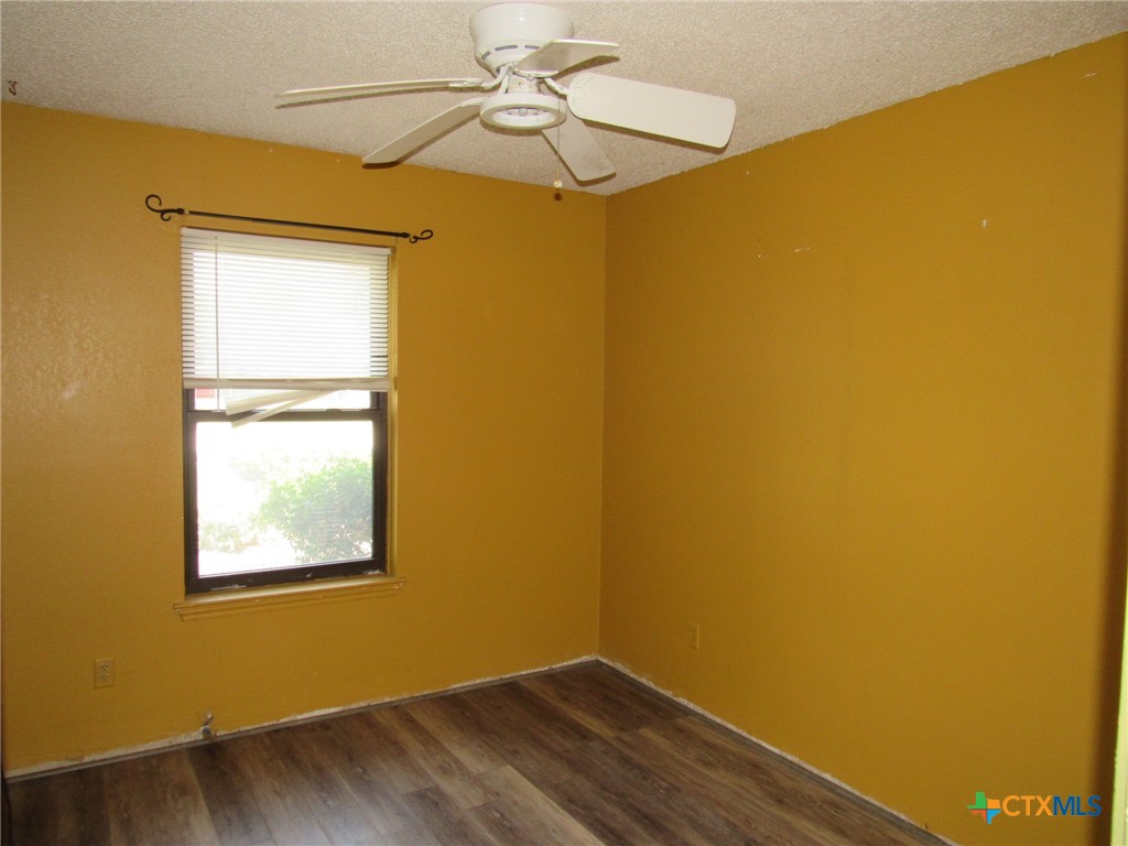 604 Colonial Lane Killeen, TX 76543 - Photo 9 of 14 BEDROOM 2