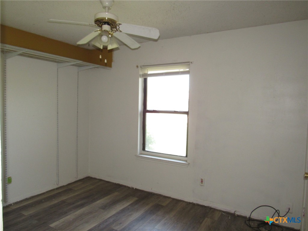 604 Colonial Lane Killeen, TX 76543 - Photo 10 of 14 BEDROOM 3