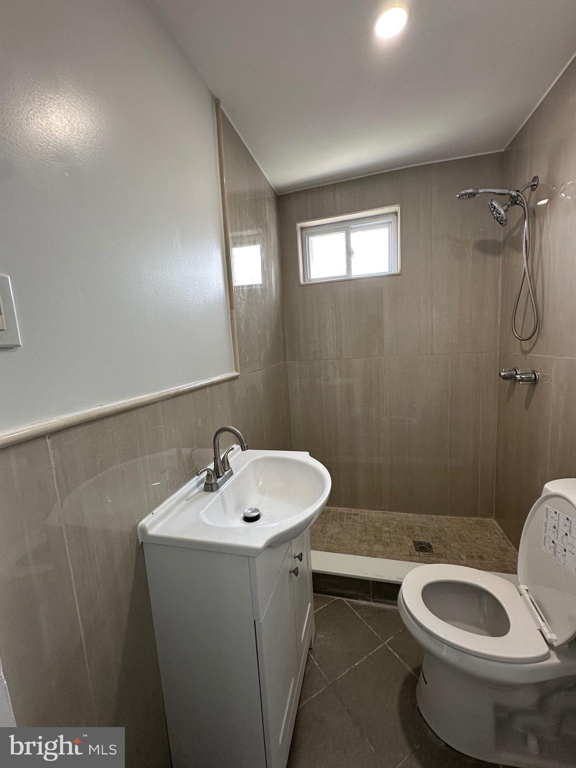 4119 Orchard Street Philadelphia, PA 19124 - Photo 30 of 34