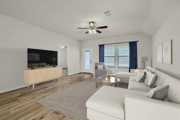 $1,995 | 804 Honey Maple Street, Princeton, TX 75407