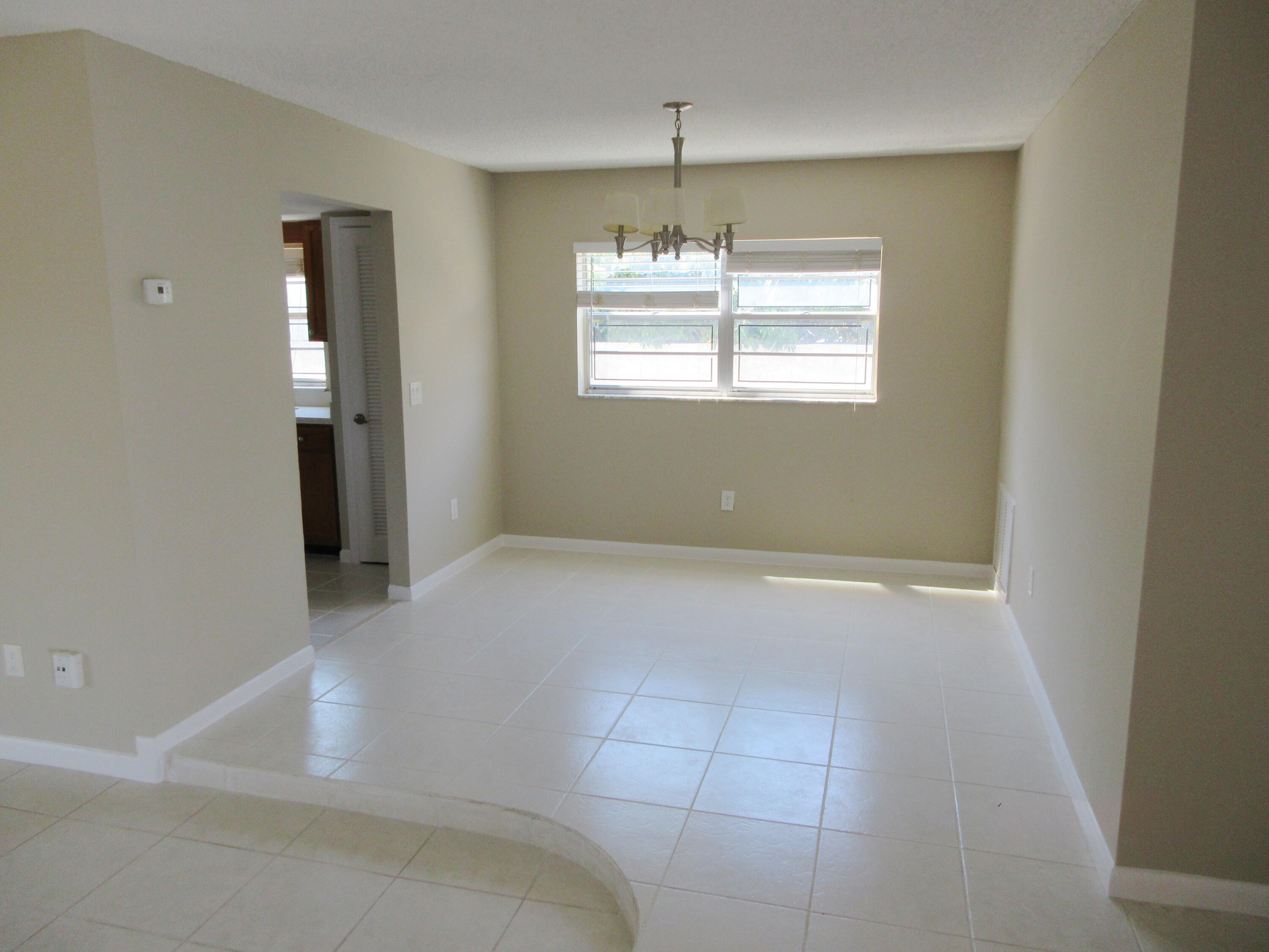 22748 Southwest 55th Way Boca Raton, FL 33433 - Photo 3 of 13 IMG_3863