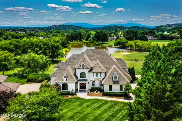 $1,850,000 | 205 Pebble Beach Point, Knoxville, TN 37934