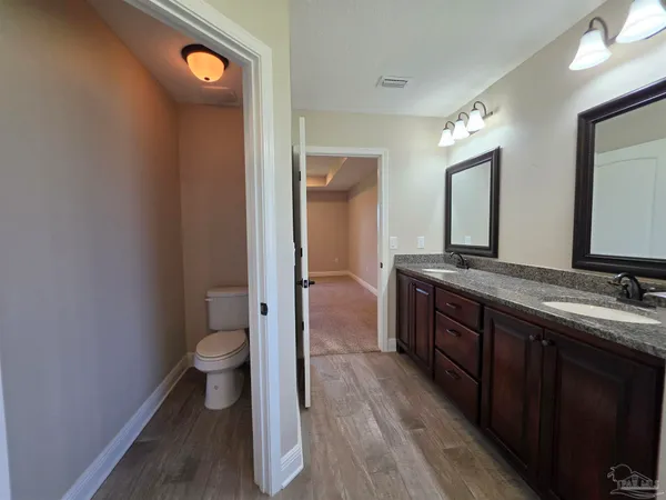 $2,350 | 8839 Longmont Way, Milton, FL 32583