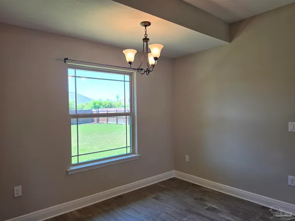 $2,350 | 8839 Longmont Way, Milton, FL 32583