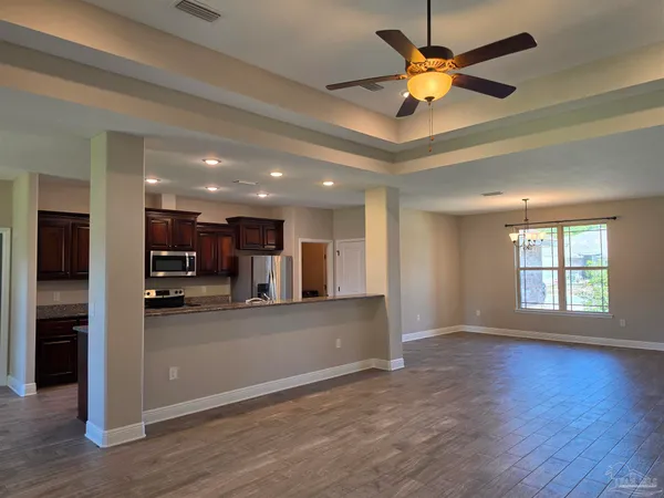 $2,350 | 8839 Longmont Way, Milton, FL 32583