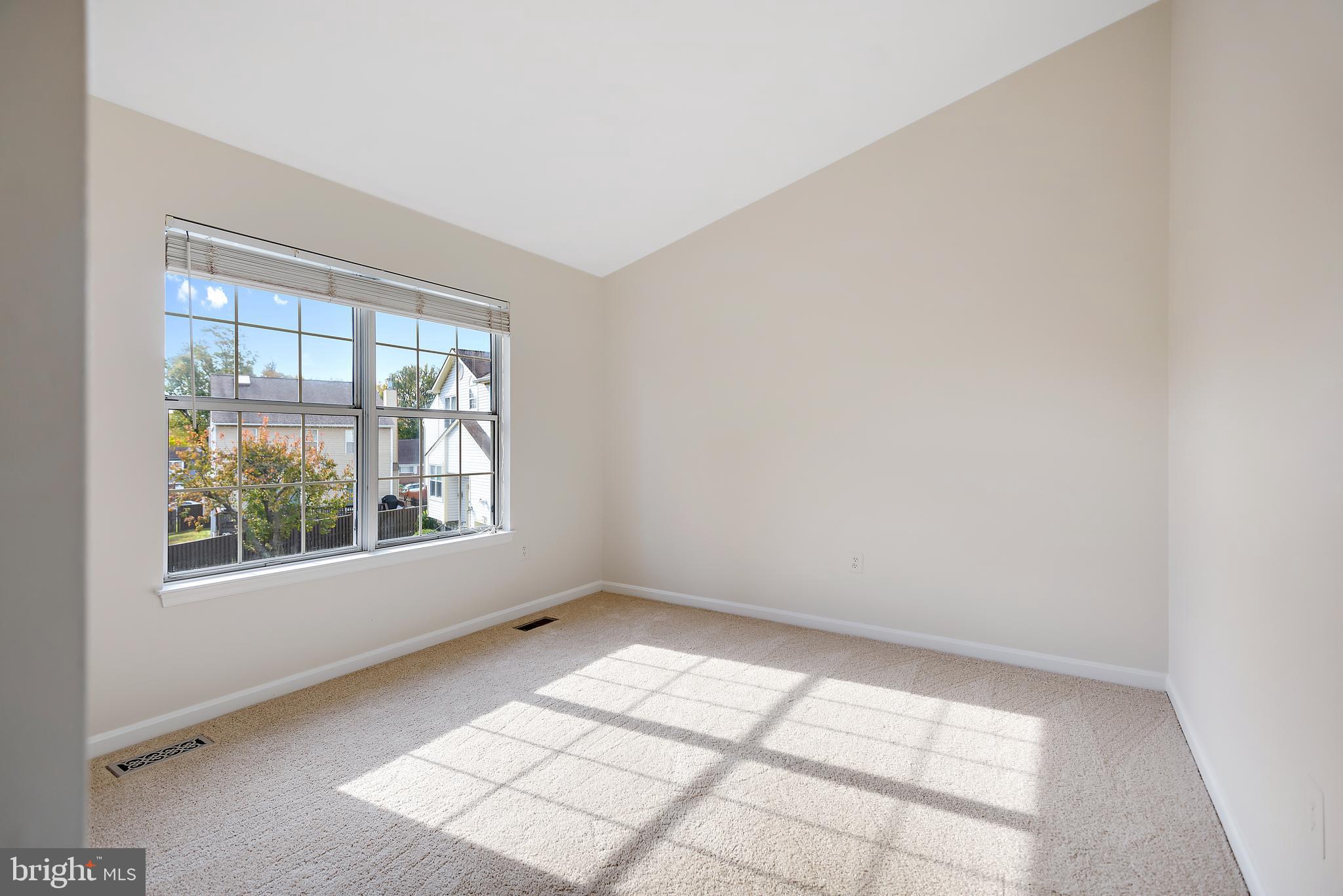10906 Henlopen Court Silver Spring, MD 20902 - Photo 58 of 95 Gallery Image 58