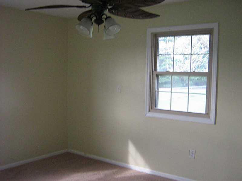 610 East Possum Road Springfield, OH 45502 - Photo 8 of 10