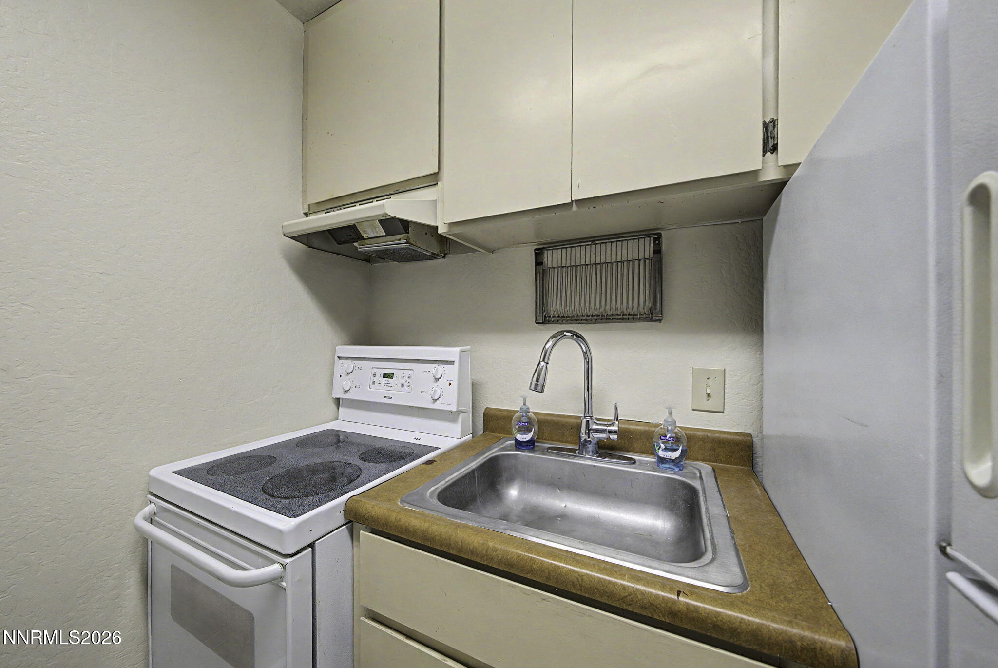 1000 Beck Drive, Unit 159 Reno, NV 89509 - Photo 4 of 26 4-DSC07546-Edit