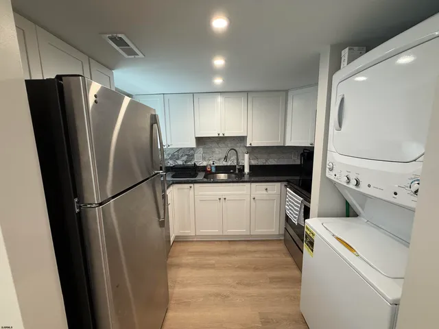 $1,500 | 100 South Stratford Avenue, Ventnor City, NJ 08406