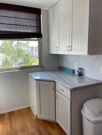 $3,200 | 206 Lakewood Drive, Unit 206, Bradenton, FL 34210