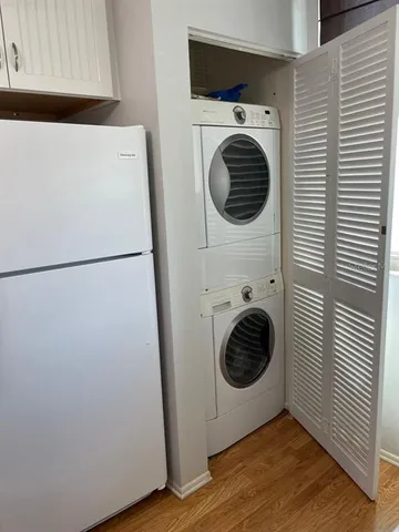 $3,200 | 206 Lakewood Drive, Unit 206, Bradenton, FL 34210