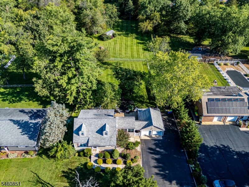 325 Triangle Road Hillsborough, NJ 08844 - Photo 5 of 35 Gallery Image 5