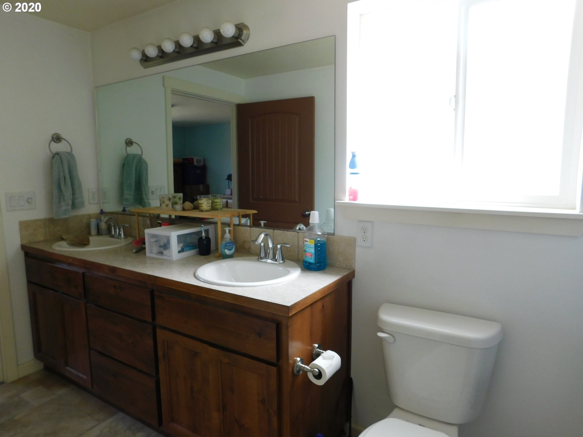 52466 Old Broadbent Road Myrtle Point, OR 97458 - Photo 16 of 31 Gallery Image 16