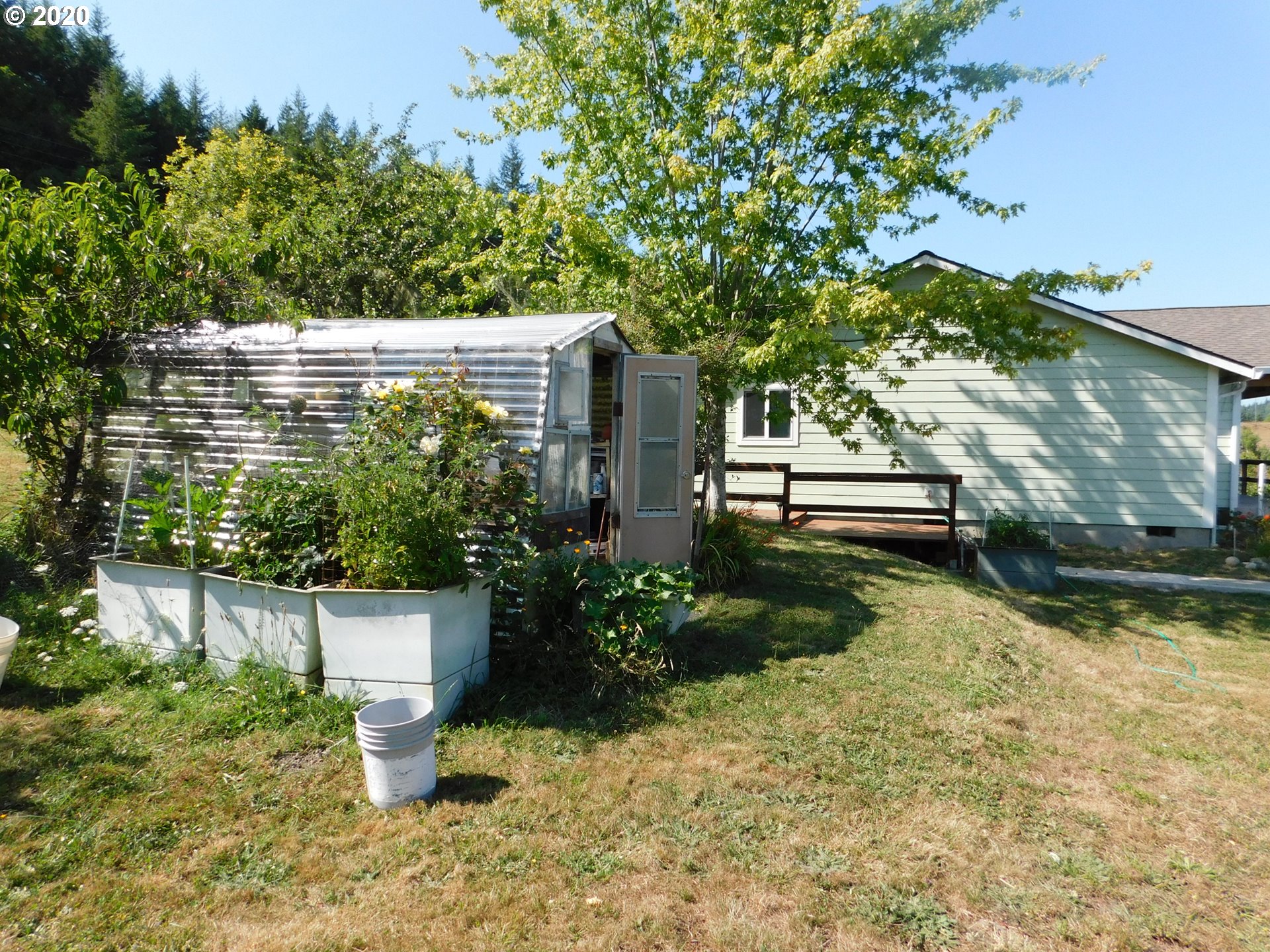 52466 Old Broadbent Road Myrtle Point, OR 97458 - Photo 21 of 31 Gallery Image 21