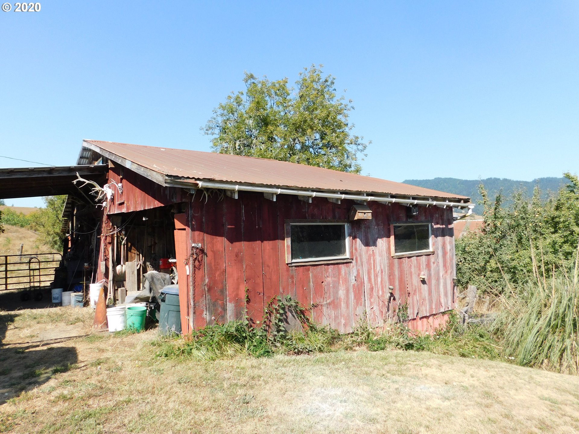 52466 Old Broadbent Road Myrtle Point, OR 97458 - Photo 29 of 31 Gallery Image 29