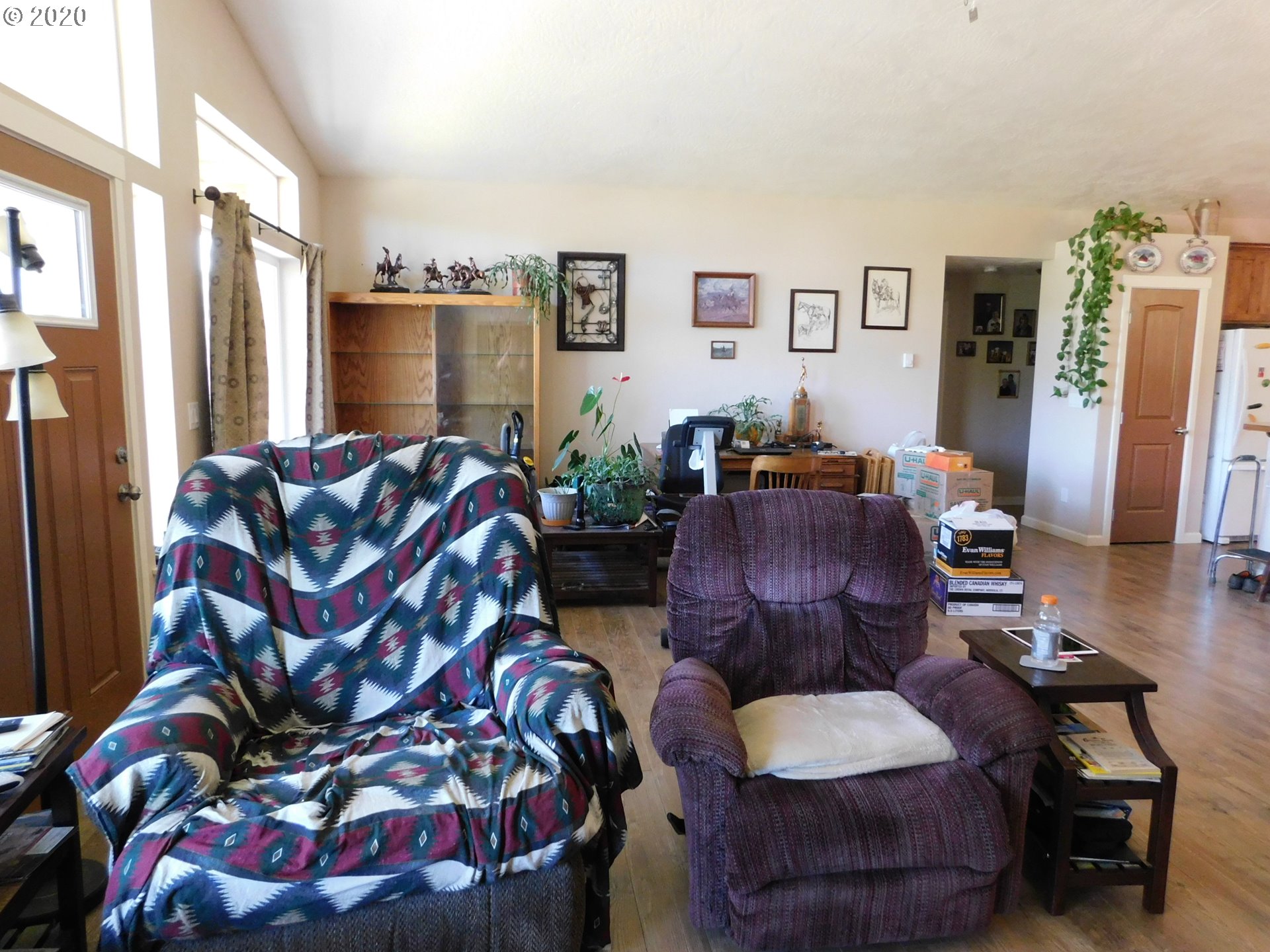 52466 Old Broadbent Road Myrtle Point, OR 97458 - Photo 8 of 31 Gallery Image 8